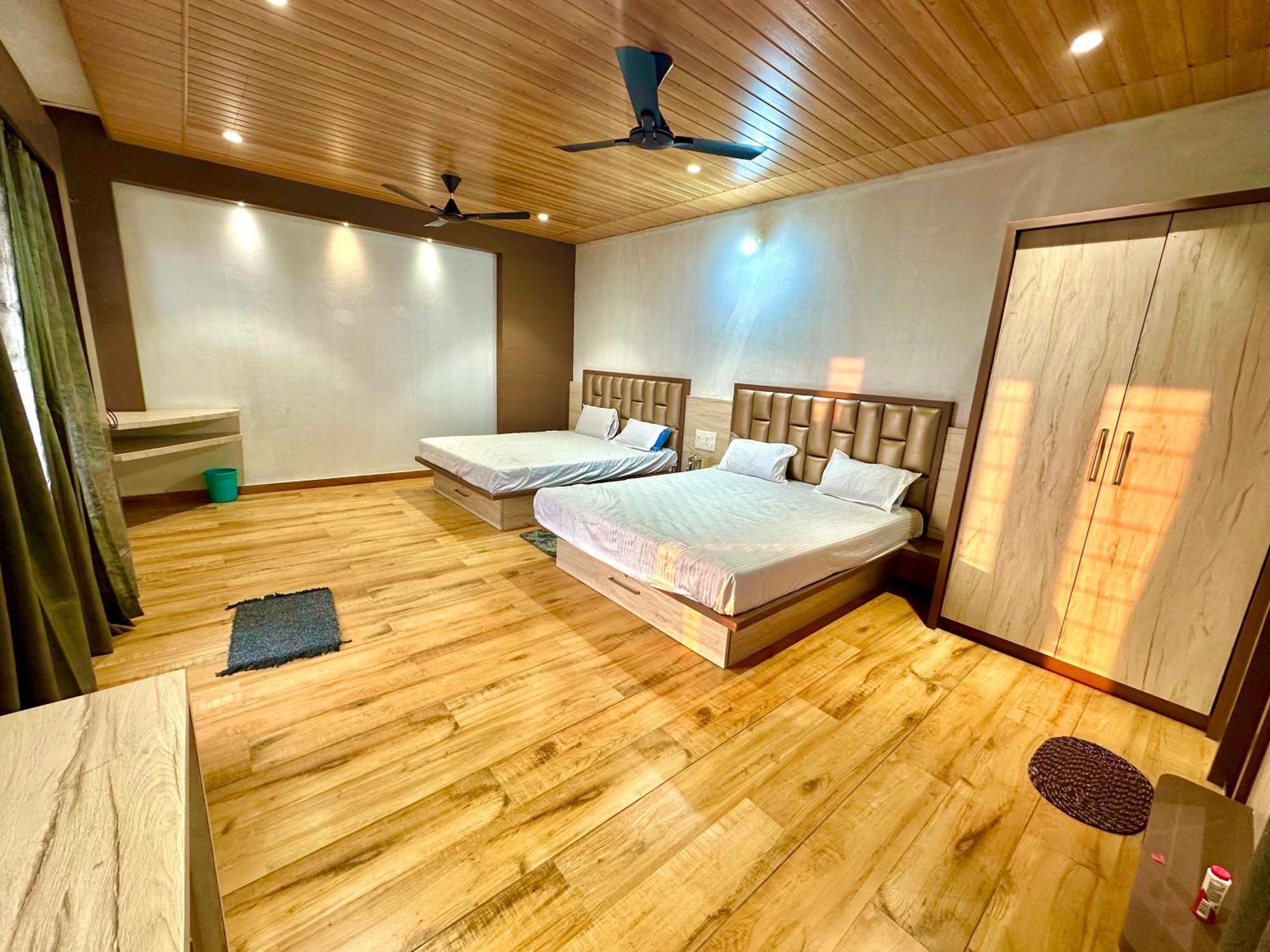 Silent Villa Valley View Room Panhāla Exterior photo